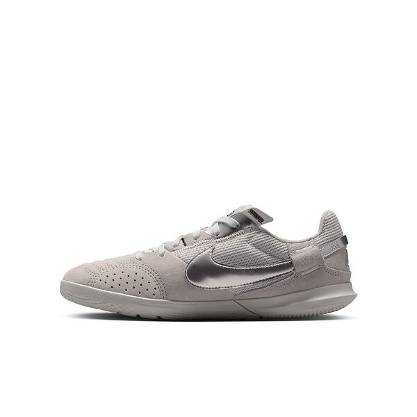 Nike Nike Tiempo Streetgato LE Indoor/Court Low-Top Soccer Shoes