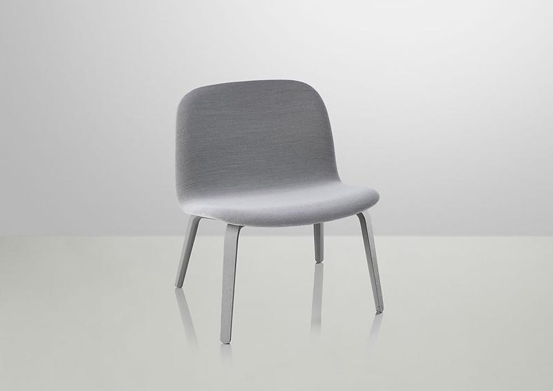Best pris på Muuto Visu Lounge Chair (läder) Stoler Visu Lounge Chair Grå Muuto 2ROM