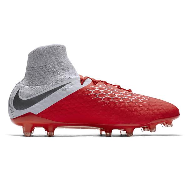 nike hypervenom iii