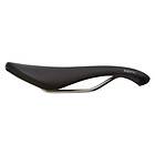 Fabric Scoop Race Radius Saddle Svart 142 mm