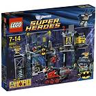 LEGO DC Comics Super Heroes 6860 The Batcave