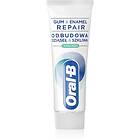 Oral-B Gum&Enamel Repair Tandkräm för frisk andedräkt 75ml female