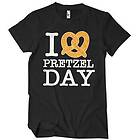 I Love Pretzel Day T-Shirt (Herr)