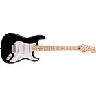 Squier Sonic Stratocaster, Maple Fingerboard Black