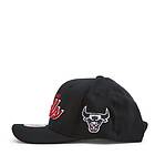 Mitchell & Ness Bulls Foundation Script Stretch Snapback