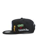 Mitchell & Ness Pistons Hyperlocal Snapback HWC