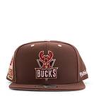 Mitchell & Ness Bucks Brown Sugar Bacon Fitted HWC