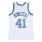 Mitchell & Ness Mavs Swingman Jersey Nowitzi