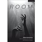 Room Engelska Paperback softback