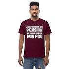 Fotomax T-shirt med texten Jag försökte gå i pension Maroon M