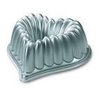 Nordic Ware Bakform Elegant Heart Bundt
