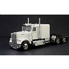 Italeri 1:24 Freightliner FLD 120 Special