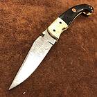 Unik Handgjord kniv och vacker damscus damaskus fällkniv jaktkniv
