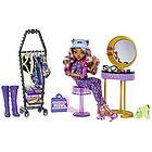 Monster High -docka och modelekset, Clawdeen Wolf-docka och tillbehör, butik, utklädningsstudio med mer än 20 delar, HKY70