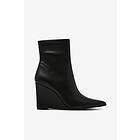 Steve Madden Boots Serbia Bootie 