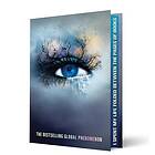 Shatter Me Collector's Deluxe Limited Edition