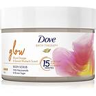 Dove Bath Therapy Glow Intensiv kroppsskrubb Blood Orange & Rhubarb 295ml