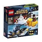 LEGO DC Comics Super Heroes 76010 Batman: The Penguin Face Off