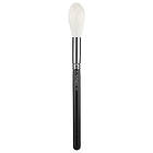 MAC Cosmetics 137 Long Blending Brush