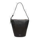 Calvin Klein Elongated Bucket Bag (k60k602701)