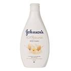 Johnson & Johnson Soft & Nourish Body Wash 400ml