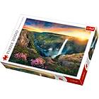 Trefl Premium Quality Puslespill Háifoss Waterfall Iceland 2000 Brikker