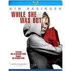 While She was out (US) Blu-ray