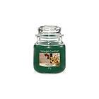 Yankee Candle Medium Jar Singing Carols