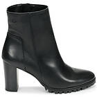 Betty London Nohime (Women's)