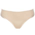 Triumph True Curves Tai