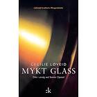 Mykt glass av Cecilie Løveid