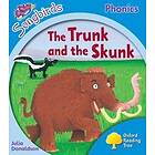 Oxford Reading Tree Songbirds Phonics: Level 3: The Trunk and the Skunk