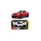 Bburago Nissan GT-R 1:24 white