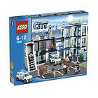 LEGO City 7498 Polisstation