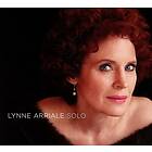 Arriale Lynne: Solo