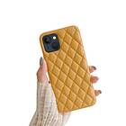 Rhombus skal iPhone 13 Gul