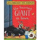 The Smartest Giant in Town Engelska Board book