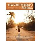 New South African Review 2 Engelska Paperback / softback