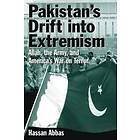 Pakistan's Drift into Extremism Engelska Paperback / softback