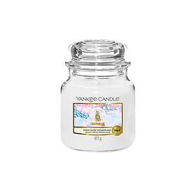 Yankee Candle Classic Medium Snow Globe Wonderland