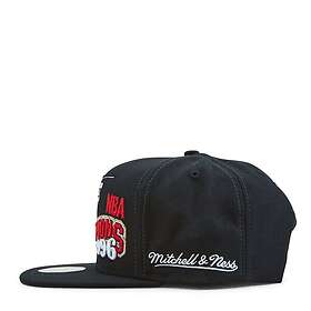 Mitchell & Ness Bulls 1996 Champions Wave Snapback