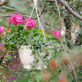 Eliasson Plast Ampel 25cm med hänge, vit