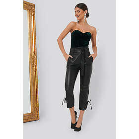 NA-KD Chloé B x PU Tie Bottom Pants (Dame)