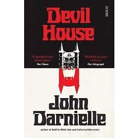 Devil House Engelska Paperback softback
