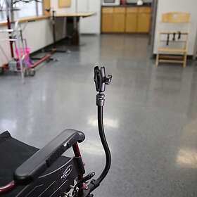 Mount RAM Tough-Claw Flex-Rod X-Grip för rullstolar (iPad)