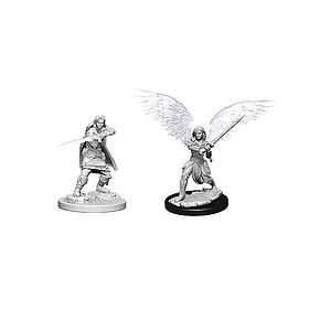 Nolzur's Miniatures Marvelous (unpainted): Female Aasimar Fighter