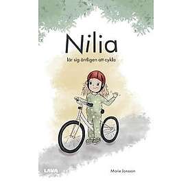 Nilia lär sig äntligen att cykla