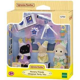 Sylvanian Families Kindergarten Friends - Sleepover Party Trio (5750)