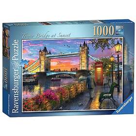 Ravensburger Tower Bridge At Sunset 1000p