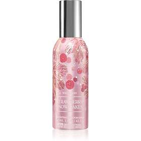 Bath & Body Works Strawberry Snowflakes sprej för rummet 42,5g